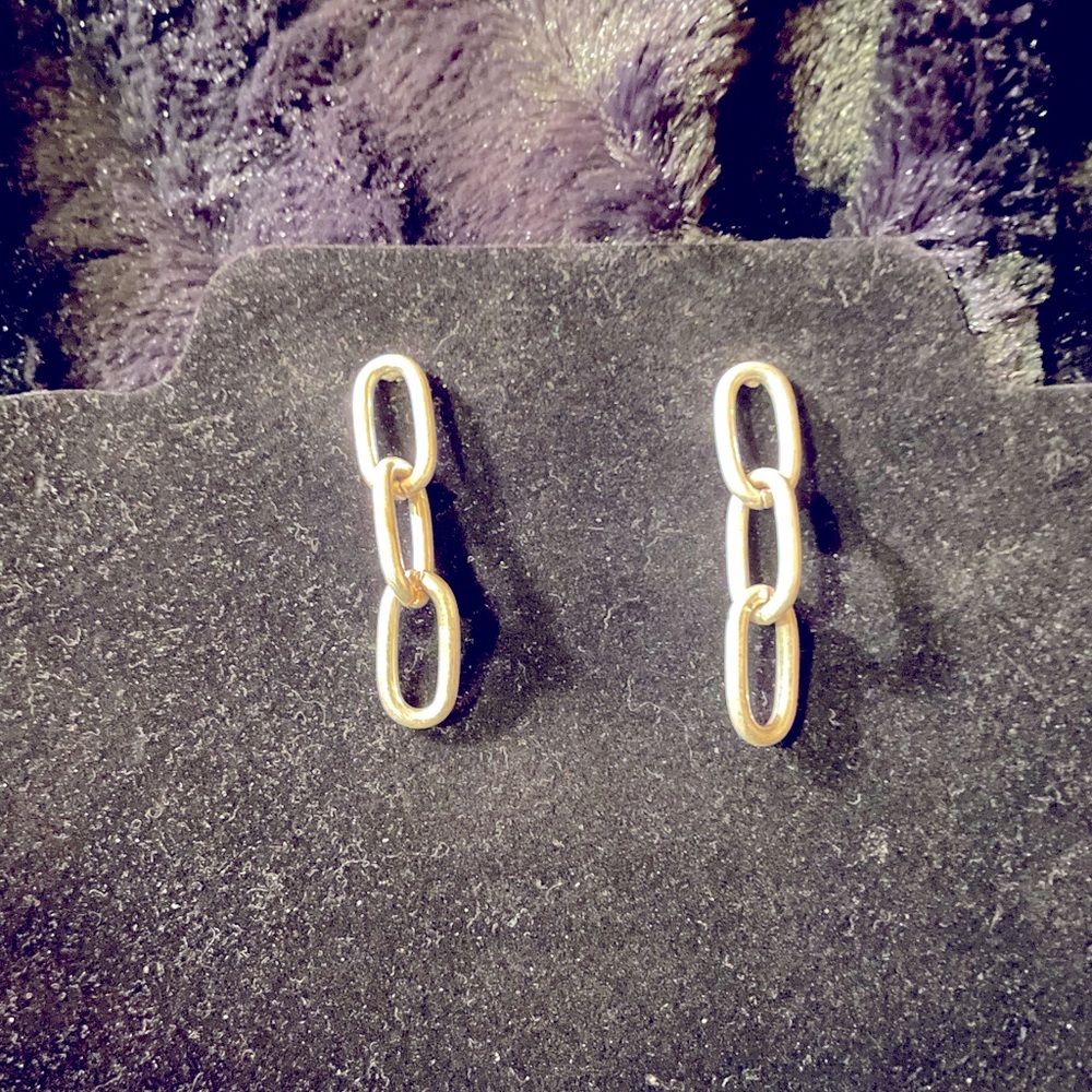 Vintage Plunder “Posse” earrings